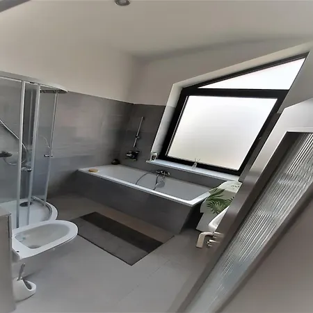 In Kladno With Private Pool * לאני